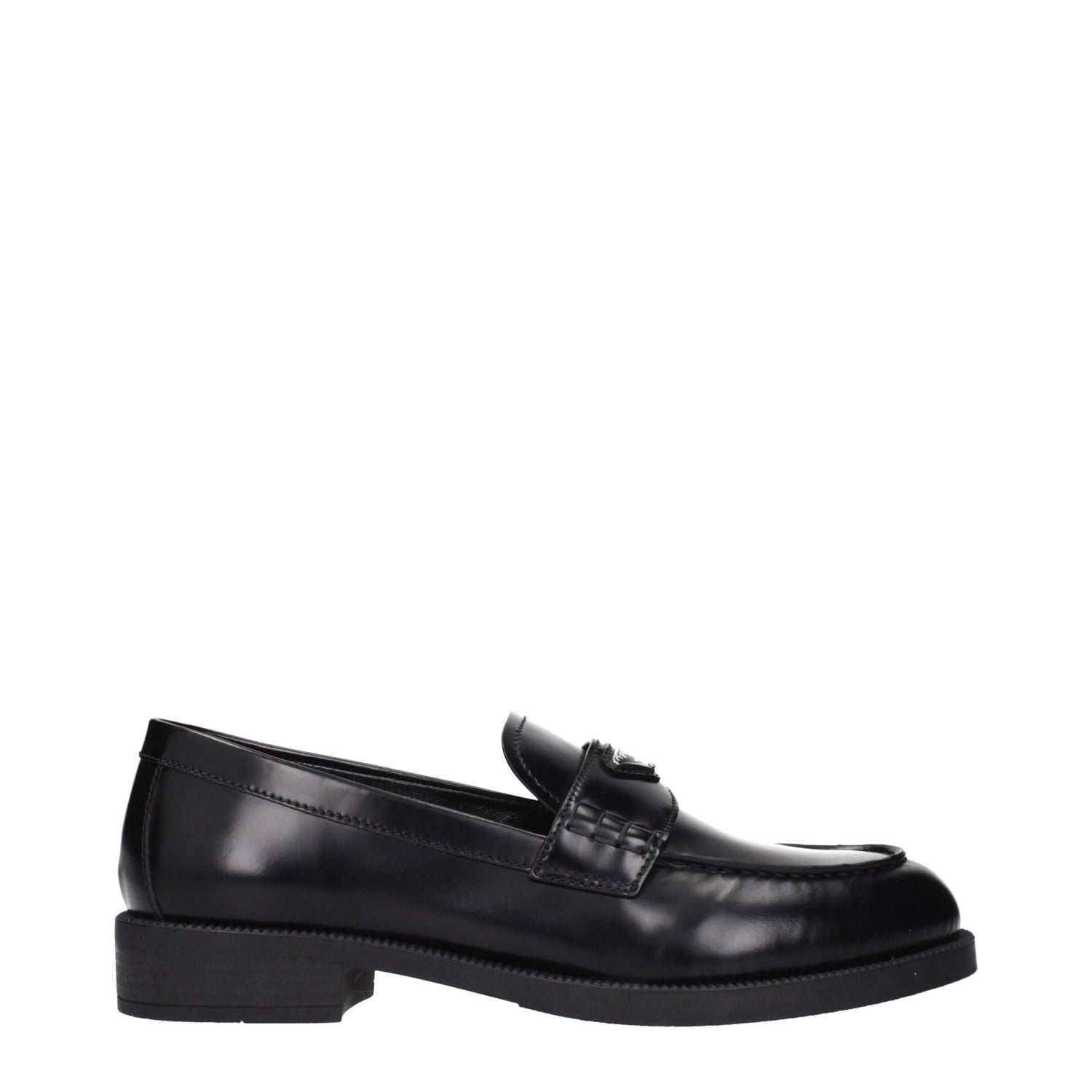 Prada svarta slip-on loafers i läder